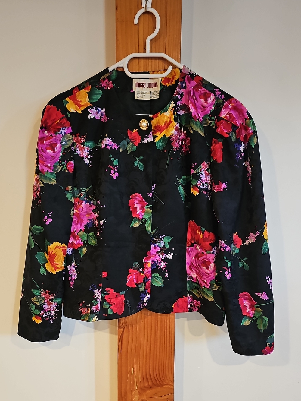 Maggy London Black Floral Cropped Silk Blazer